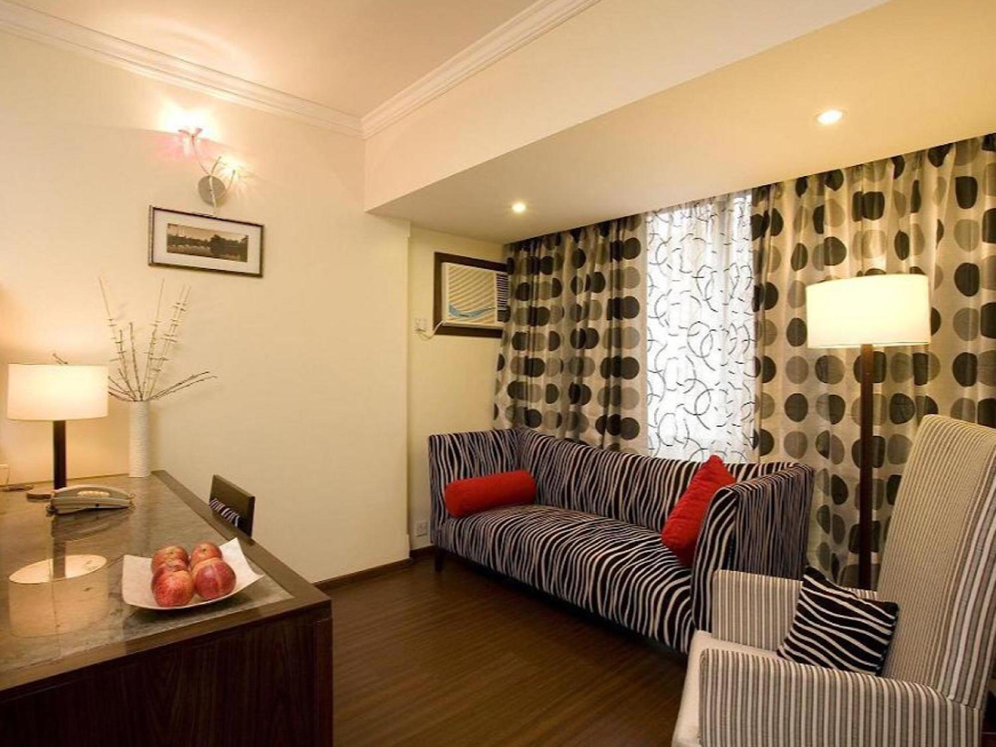 Lifestyle Suite,1213865032:JPEG