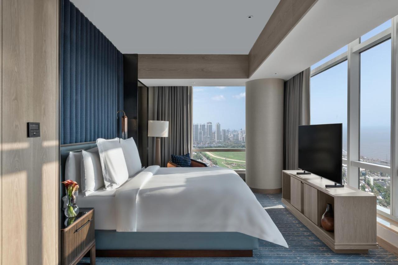 Deluxe King Room Sea View