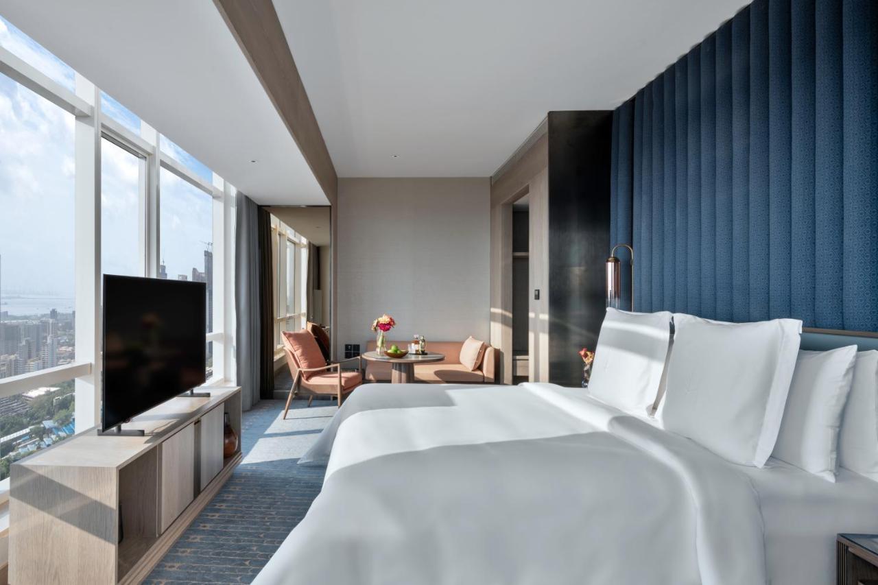 Deluxe King Room Sea View