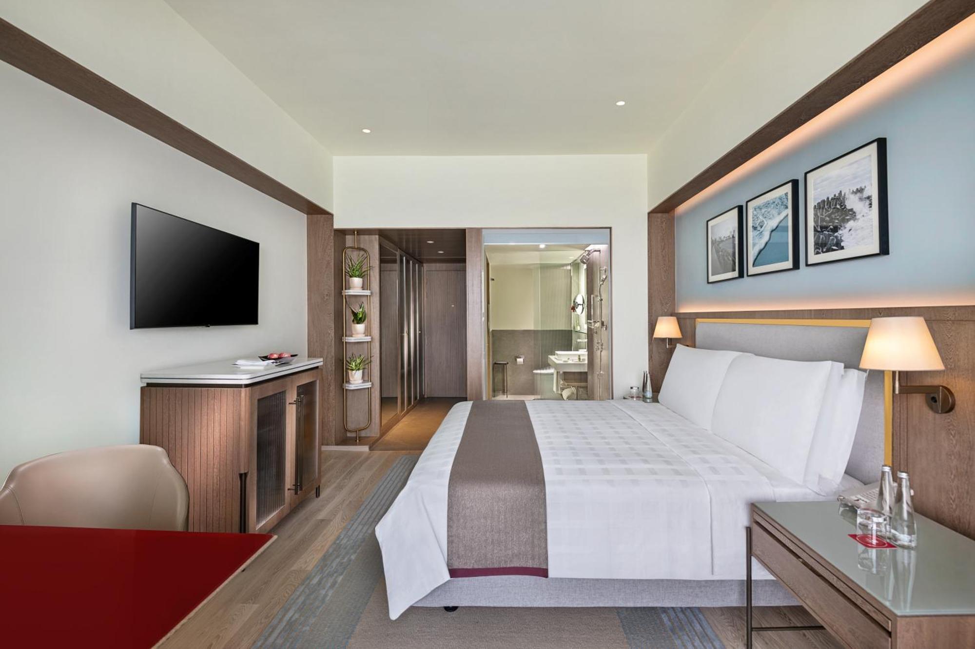 Executive City View Room