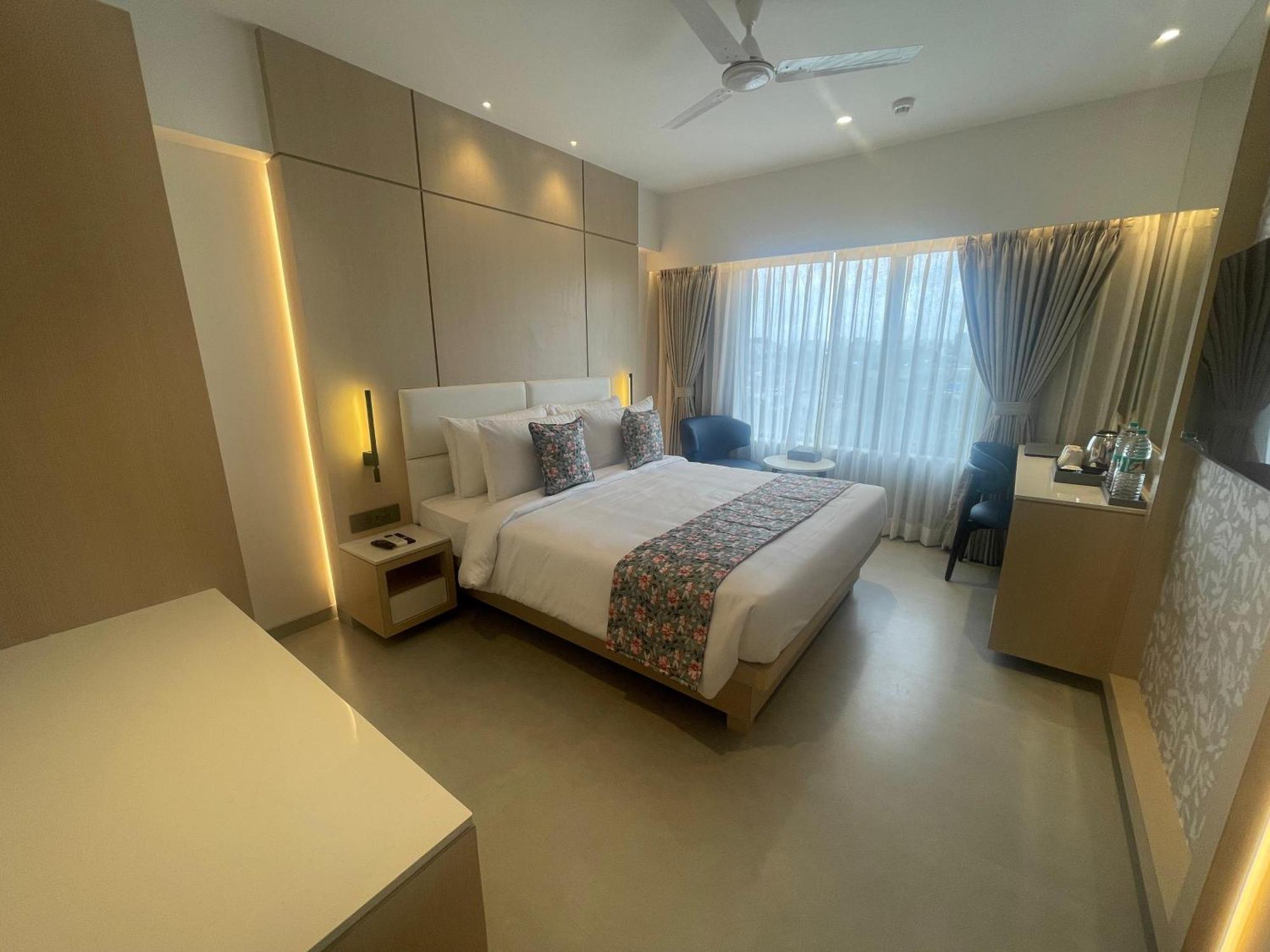 Deluxe Double or Twin Room,1706857116:JPEG